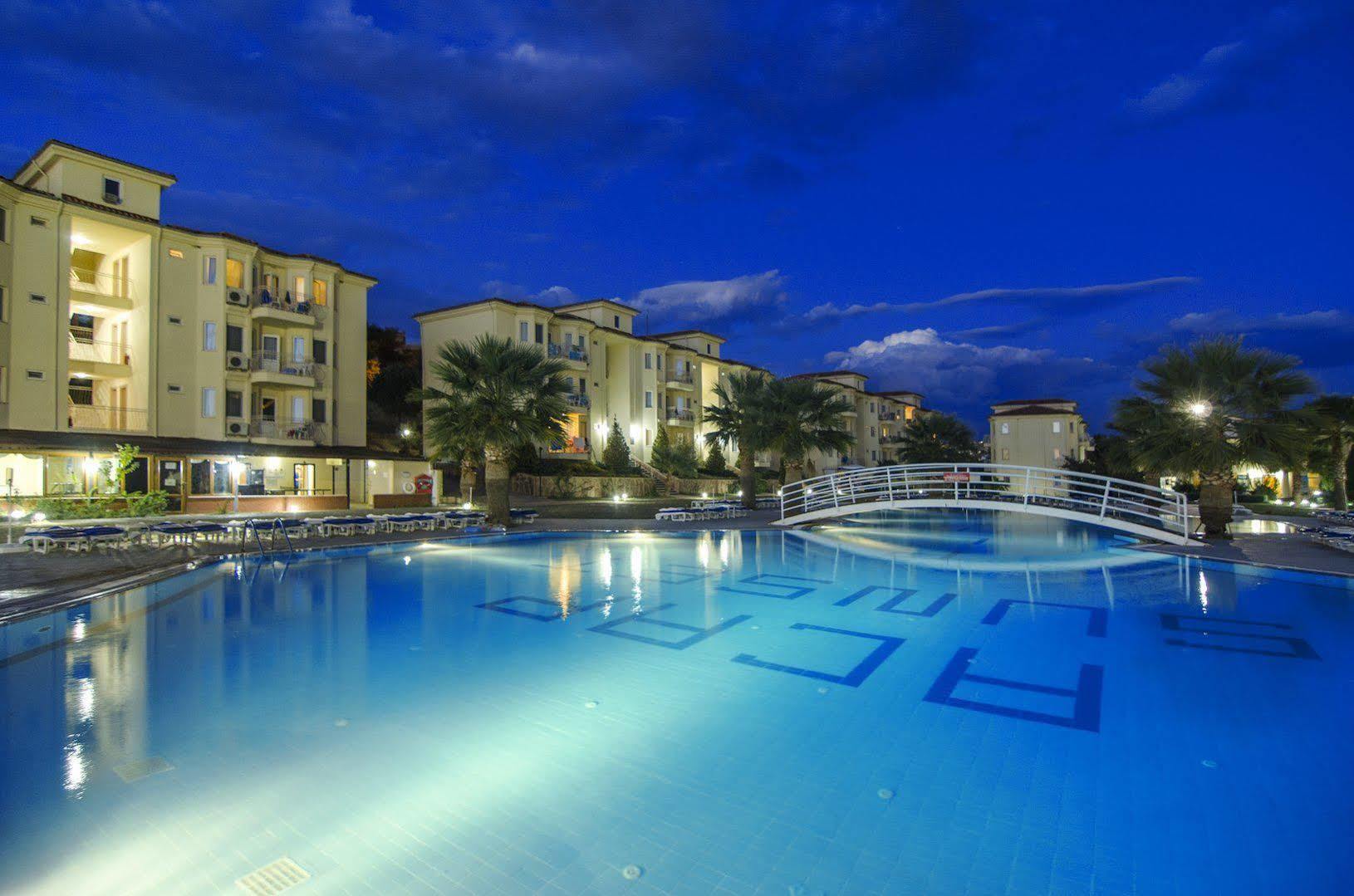 Sealight Family Club Hotell Kusadası Exteriör bild